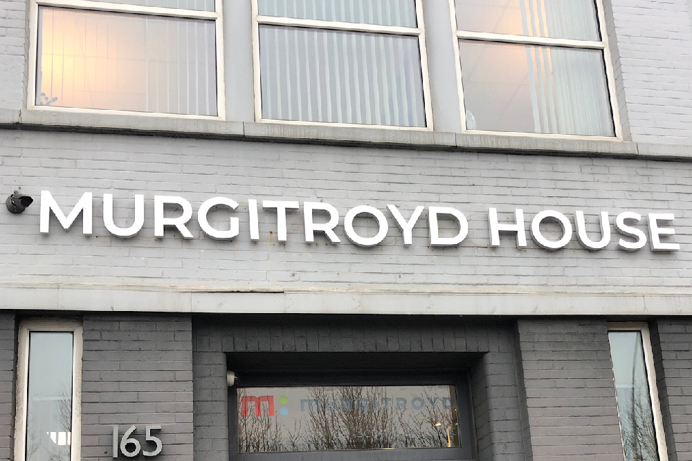 signs-glasgow-mugitroyd-3d-silver-brushed-aluminium-letters-light-box-signs-dumbarton-glasgow-edinburgh-signs-2